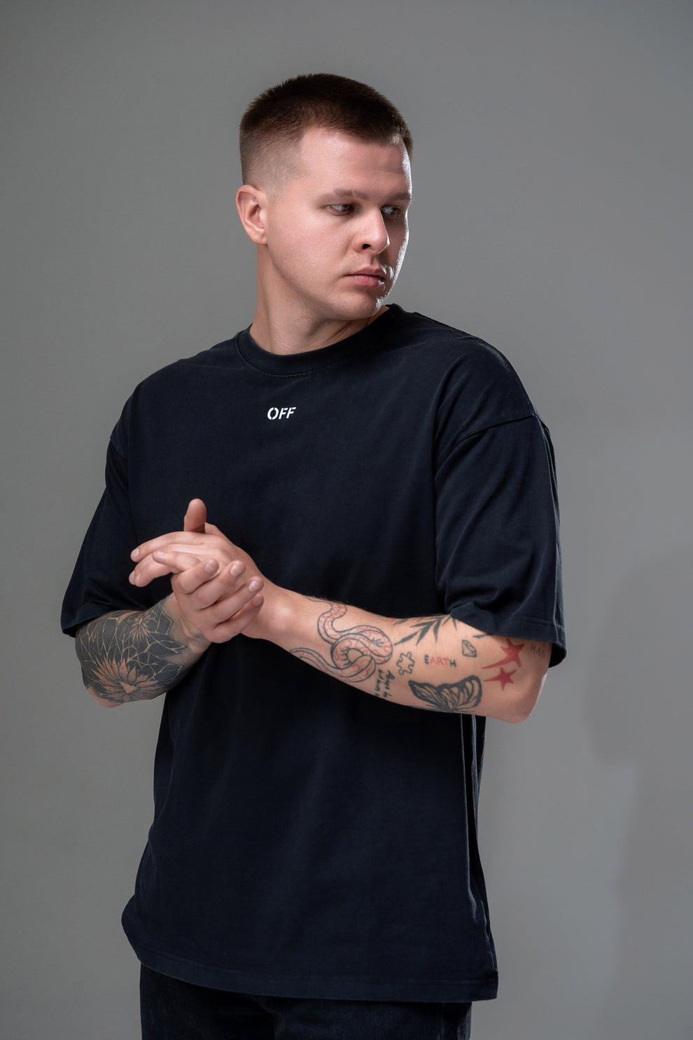 Off-White Stamp Mary Print T-Shirt Washed Black